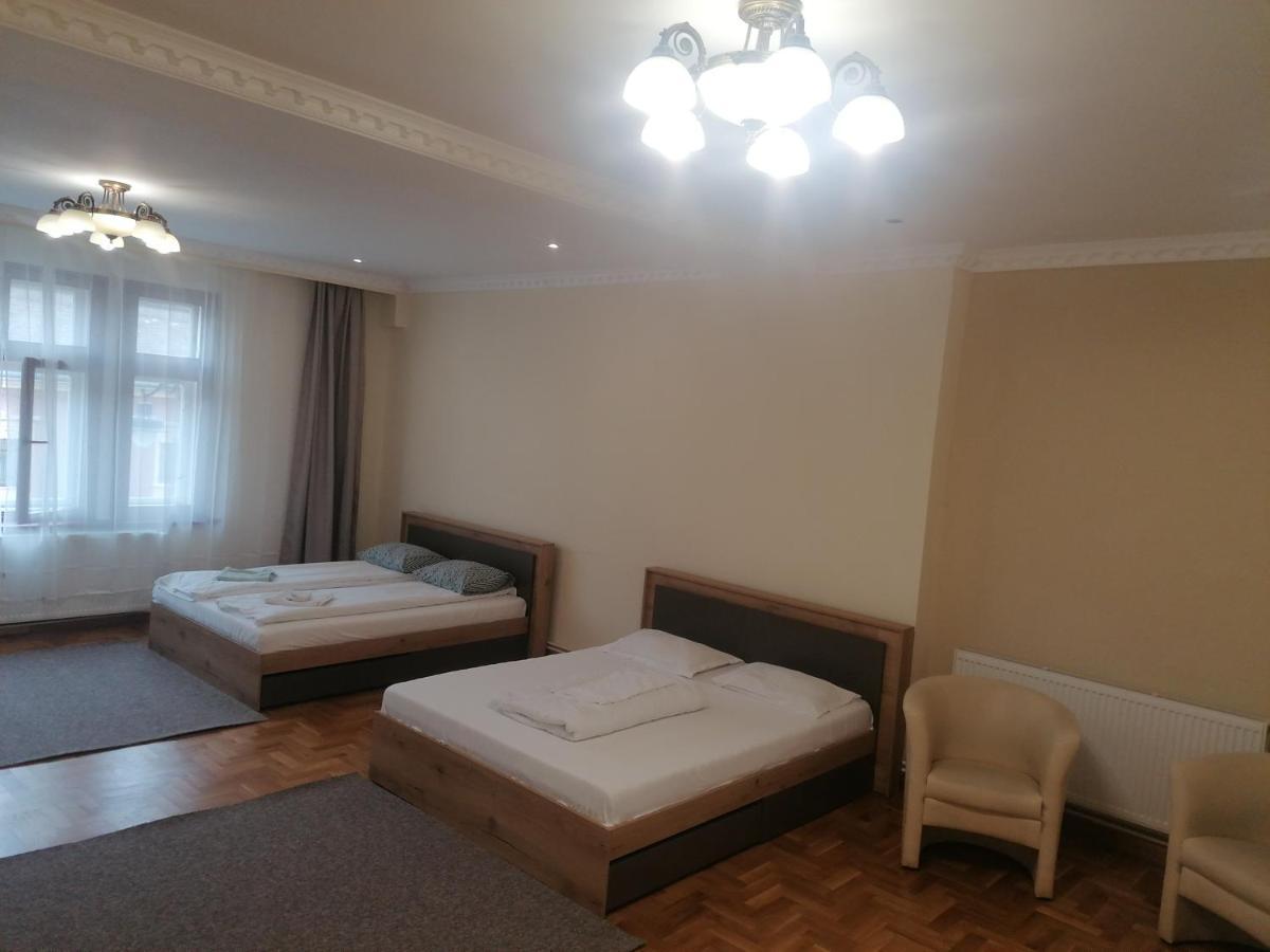 Apartament Inn Sibiu Esterno foto
